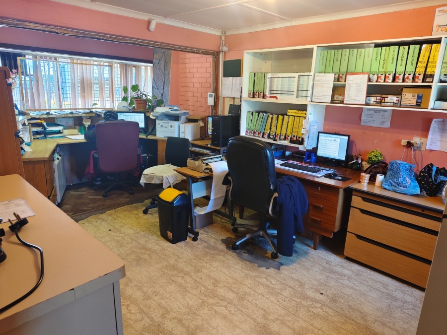 Commercial Property for Sale in Amstelhof Western Cape